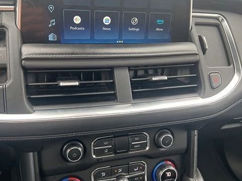 Used 2022 Chevrolet Tahoe LT image 11