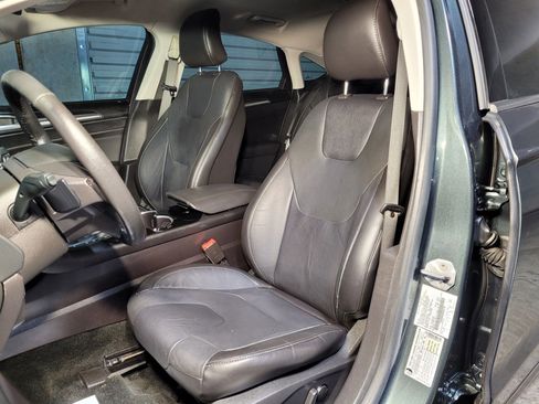 Used 2016 Ford Fusion Titanium image 17