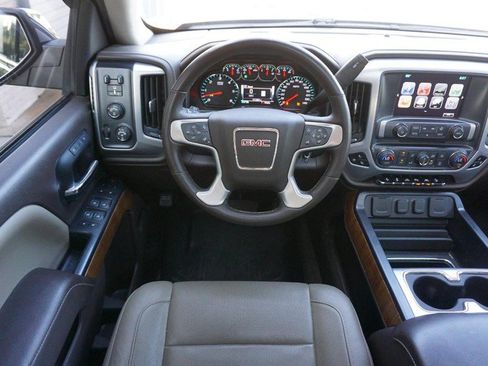 Used 2018 GMC Sierra 1500 SLT AWD/4WD image 38
