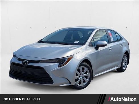 New 2025 Toyota Corolla LE FWD image 1