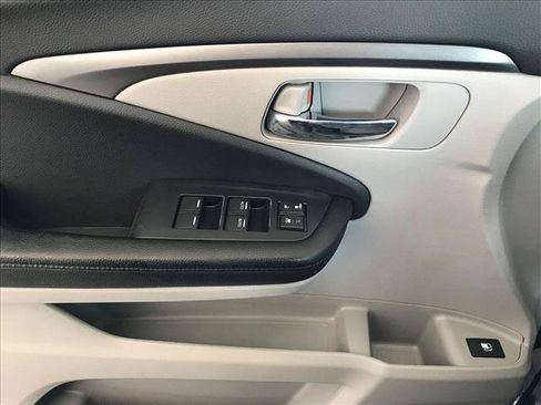 Used 2019 Honda Pilot LX image 12