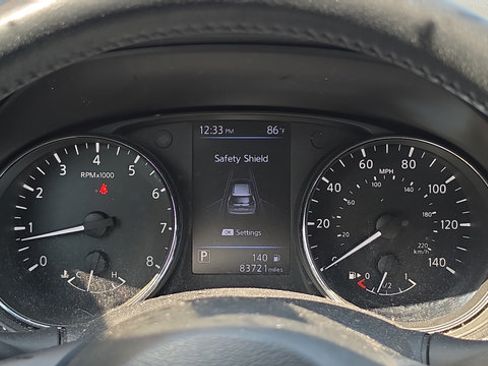 Used 2018 Nissan Rogue SL w/ Premium Package FWD image 9