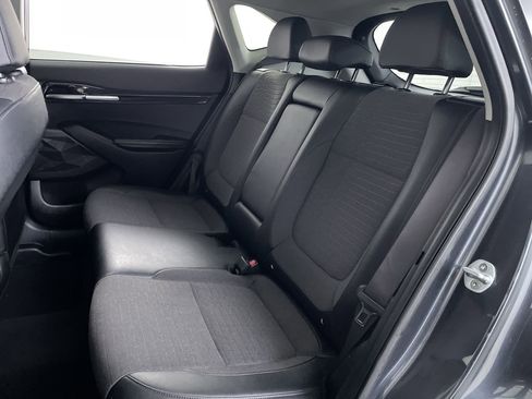 Used 2021 Kia Seltos S image 19