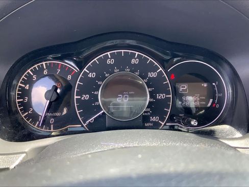 Used 2019 Nissan Versa Note SV FWD image 25