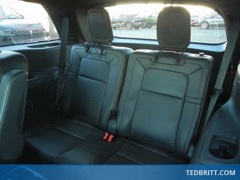 Used 2025 Lincoln Aviator Black Label w/ Jet Appearance Package image 13