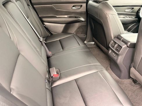 Certified 2025 Nissan Murano SV FWD image 16
