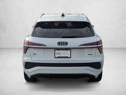 New 2026 Audi Q3 quattro 2.0T AWD/4WD image 6