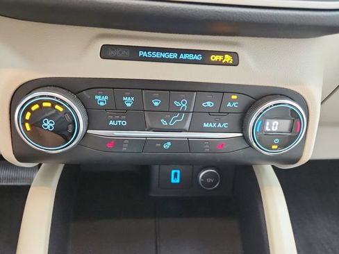 Used 2020 Ford Escape SEL FWD image 31