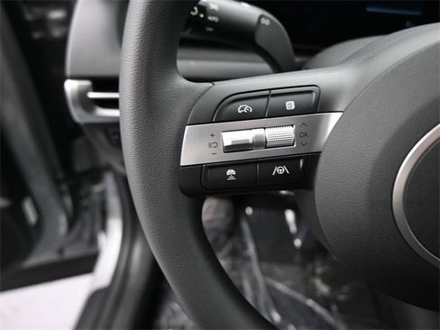 New 2026 Hyundai Tucson SEL image 17