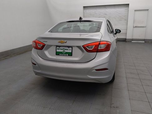 Used 2017 Chevrolet Cruze LS FWD image 7