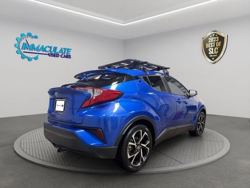 Used 2020 Toyota C-HR XLE FWD image 5