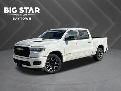Used 2025 RAM 1500 Laramie w/ Sport Appearance Package
