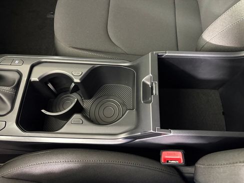 New 2026 Kia K4 FWD image 32