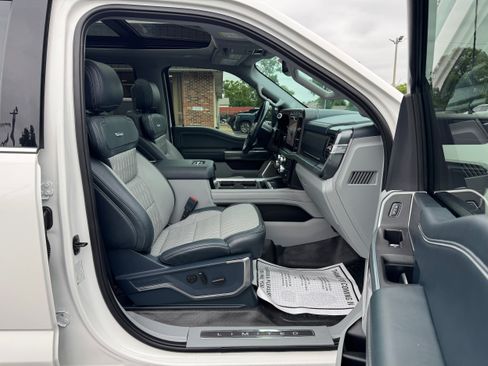 Used 2024 Ford F450 Limited w/ FX4 Off-Road Package AWD/4WD image 16