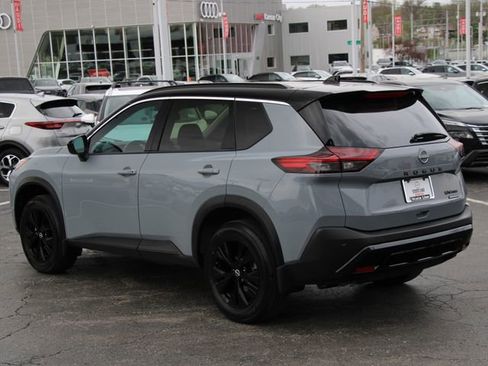 Certified 2023 Nissan Rogue SV w/ SV Premium B Package AWD/4WD image 4
