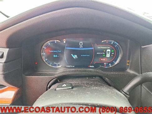 Used 2017 Cadillac Escalade Luxury image 9