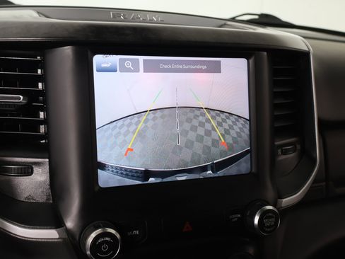 Used 2022 RAM 1500 Big Horn AWD/4WD image 6