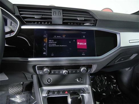 Used 2021 Audi Q3 2.0T Premium w/ Convenience Package image 18