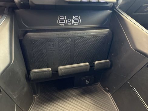 Certified 2025 RAM 1500 Big Horn AWD/4WD image 45