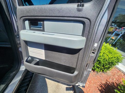 Used 2012 Ford F150 XLT image 25
