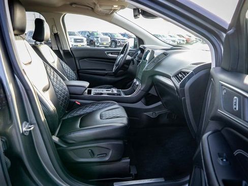 Used 2023 Ford Edge Titanium image 15