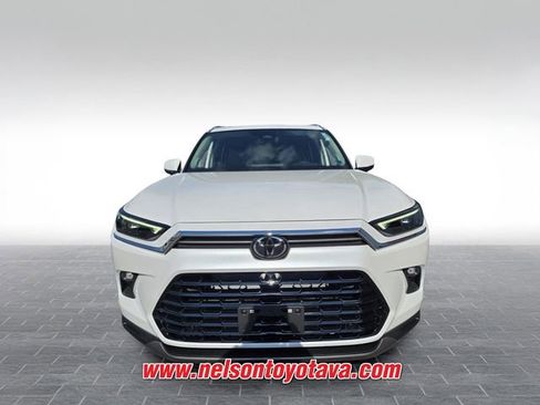 New 2026 Toyota Grand Highlander AWD image 2