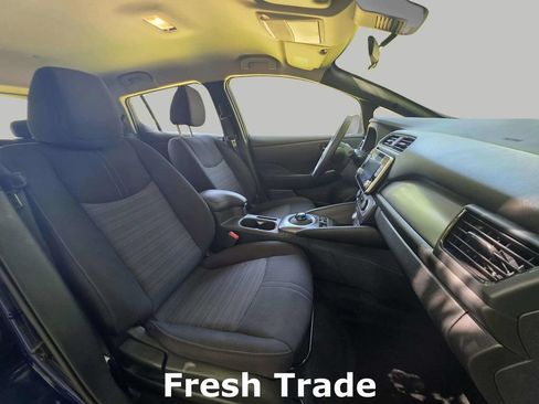 Used 2025 Nissan Leaf S FWD image 9