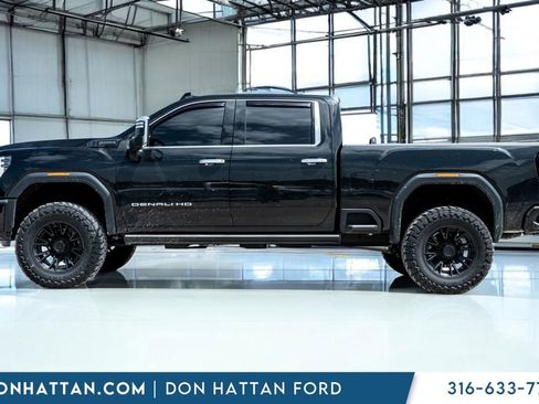 Used 2024 GMC Sierra 3500 Denali Ultimate AWD/4WD image 2