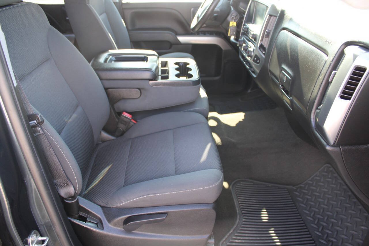 Used 2017 Chevrolet Silverado 1500 LT w/ All Star Edition AWD/4WD image 12