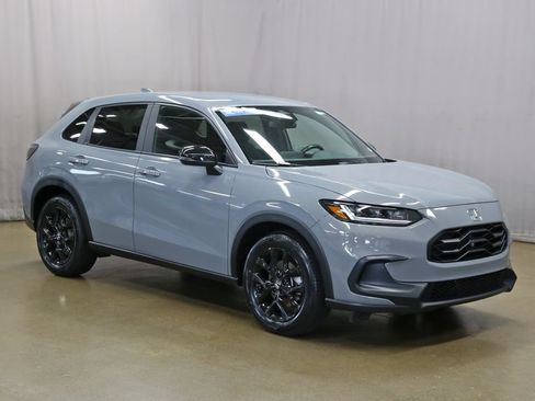 Certified 2024 Honda HR-V Sport image 1