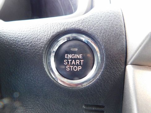 Used 2011 Toyota 4Runner Limited AWD/4WD image 13