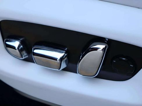 Certified 2026 Rolls-Royce Cullinan AWD/4WD image 19
