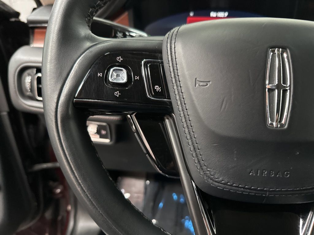 Used 2023 Lincoln Aviator Reserve w/ Equipment Group 201A AWD/4WD image 15