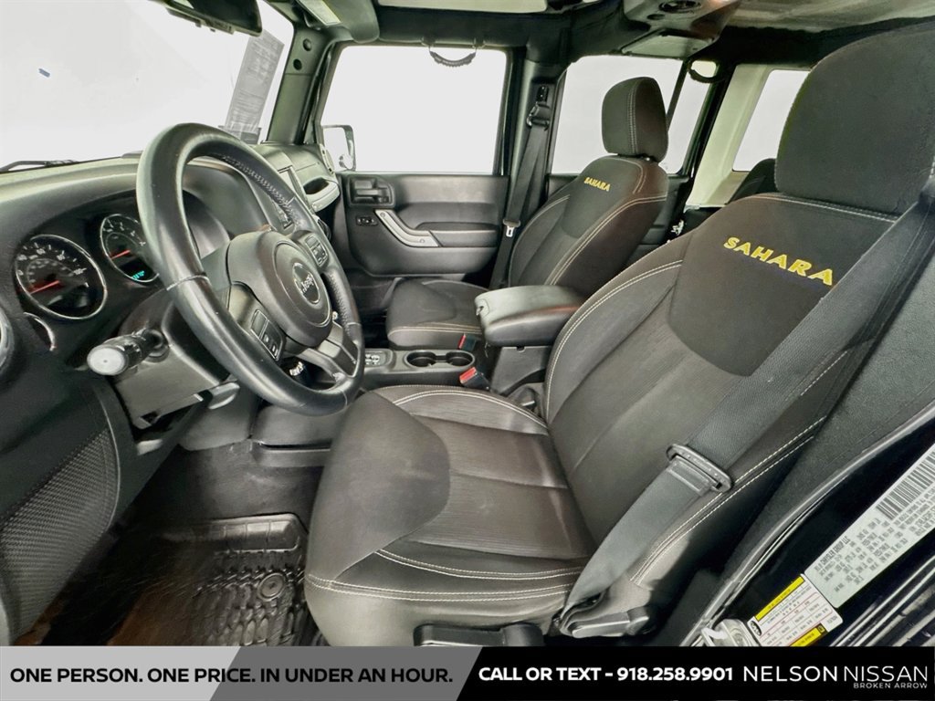 Used 2015 Jeep Wrangler Unlimited Sahara AWD/4WD image 17
