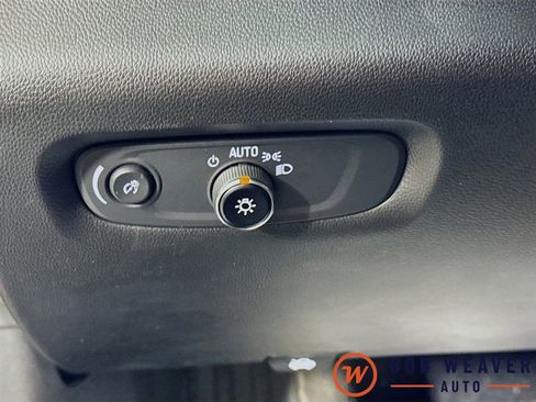 Used 2023 Chevrolet Traverse LT w/ Midnight/Sport Edition image 10