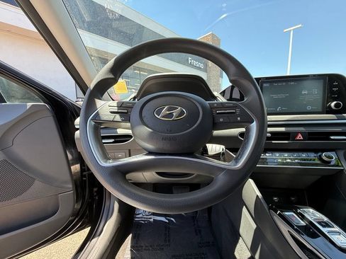 Used 2023 Hyundai Sonata SE w/ Cargo Package FWD image 19