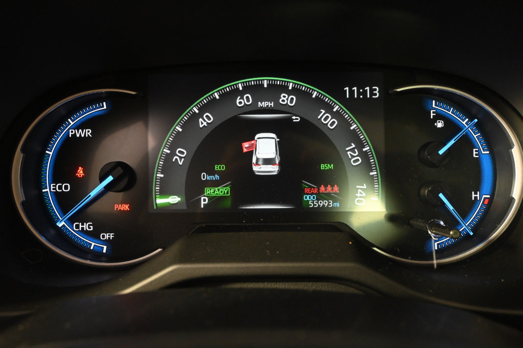 Used 2021 Toyota RAV4 Limited AWD/4WD image 25