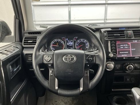 Used 2021 Toyota 4Runner TRD Off-Road image 7