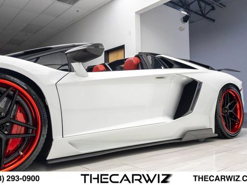 Used 2017 Lamborghini Aventador LP 700-4 AWD/4WD image 13