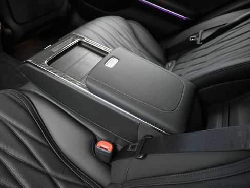 Used 2025 Mercedes-Benz S 63 AMG S image 60