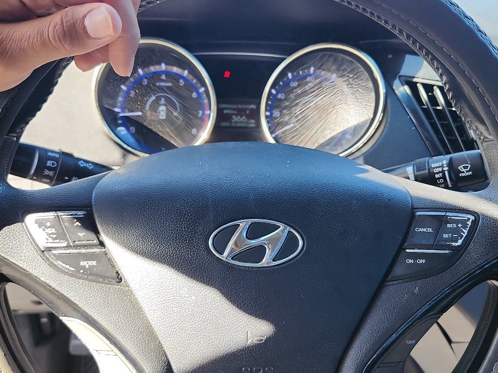 Used 2013 Hyundai Sonata Limited FWD image 15