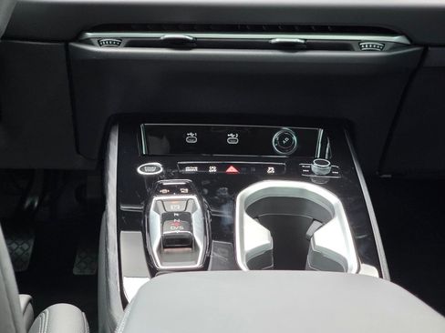 New 2026 Audi A6 Premium Plus AWD/4WD image 15