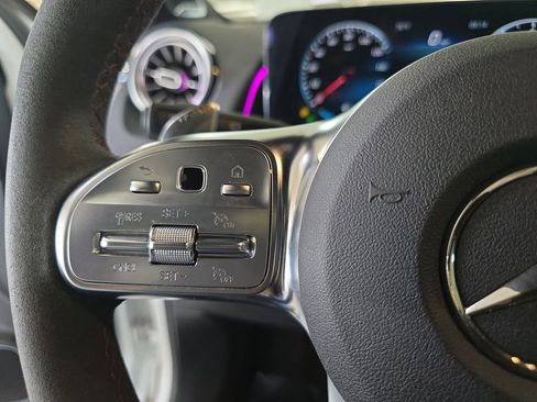 Used 2023 Mercedes-Benz GLB 35 AMG 4MATIC image 20