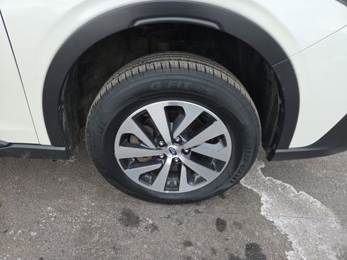 Used 2020 Subaru Outback Premium image 25