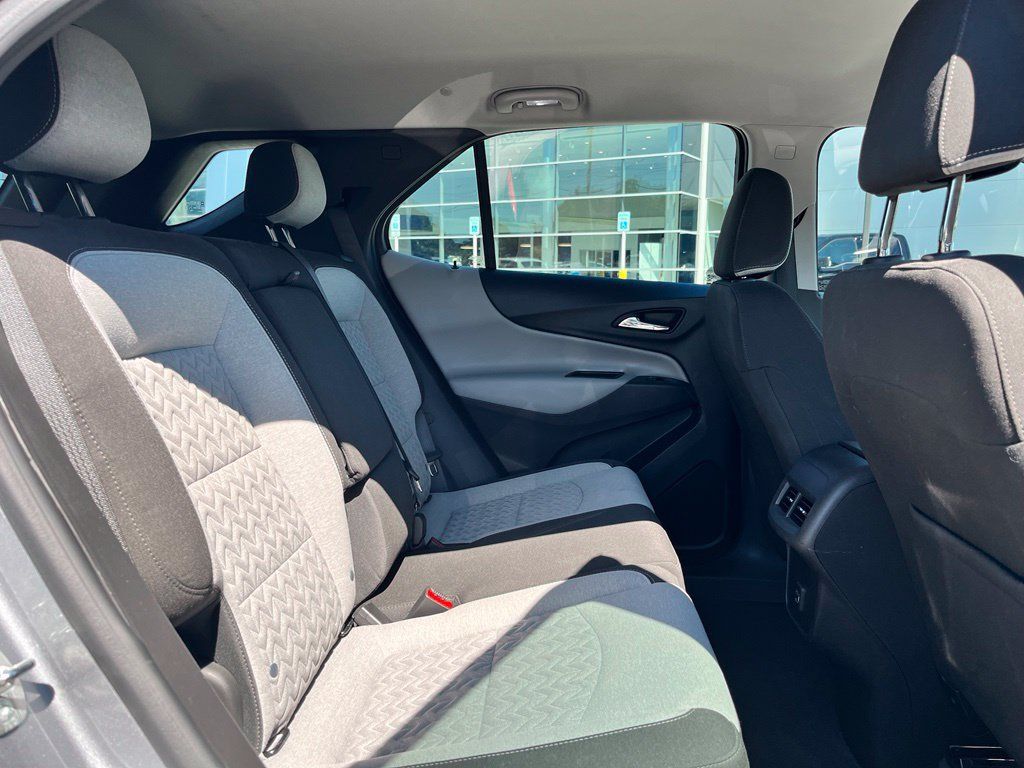 Used 2024 Chevrolet Equinox LS FWD image 9