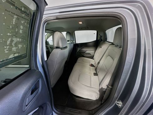 Used 2020 Chevrolet Colorado W/T w/ WT Convenience Package AWD/4WD image 22