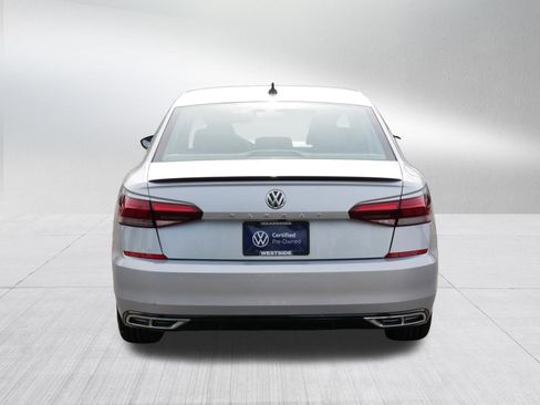 Used 2020 Volkswagen Passat 2.0T R-Line FWD image 6