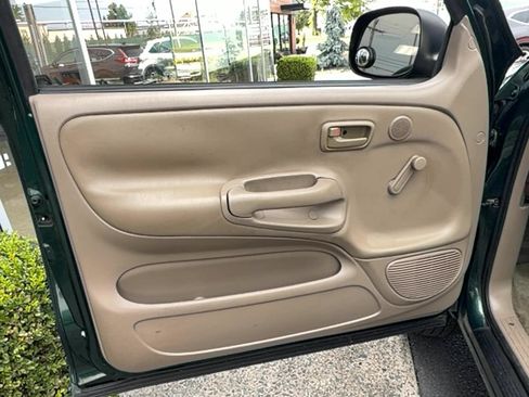 Used 2003 Toyota Tundra 2WD Regular Cab image 10