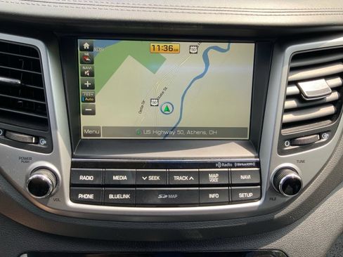 Used 2016 Hyundai Tucson Limited w/ Option Group 03 AWD/4WD image 2