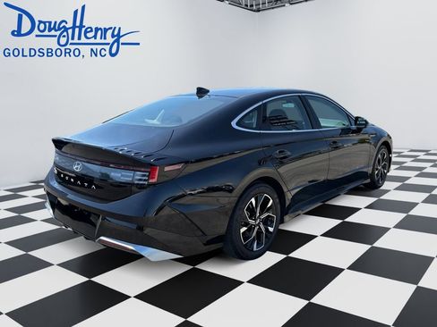 Used 2024 Hyundai Sonata SEL FWD image 5